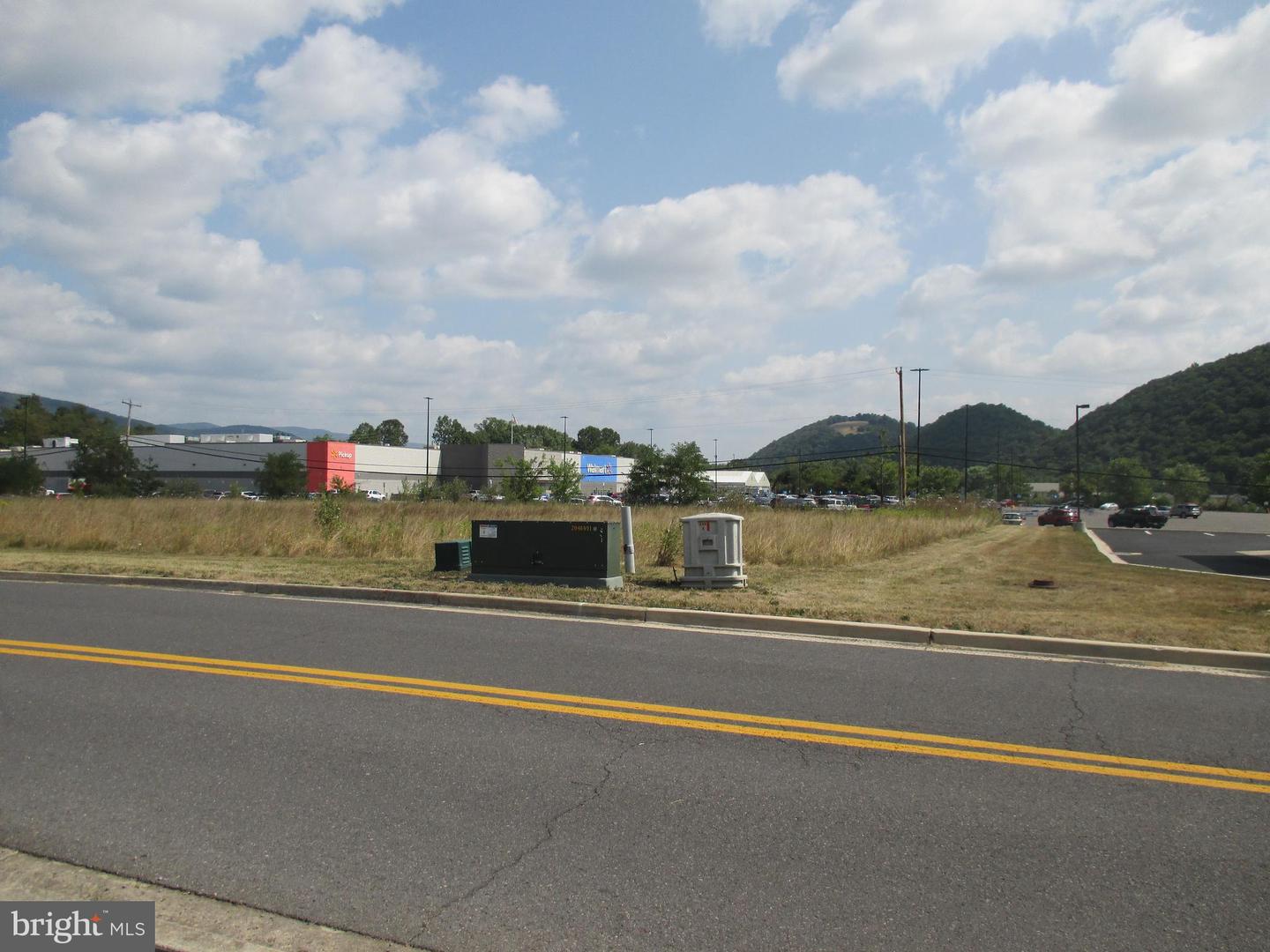 Plaza Dr Property Photo 9