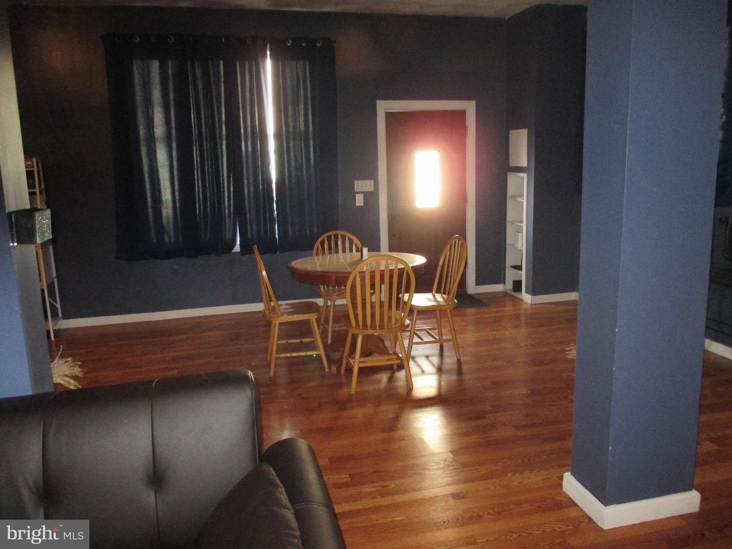 168 N Main St Property Photo 9