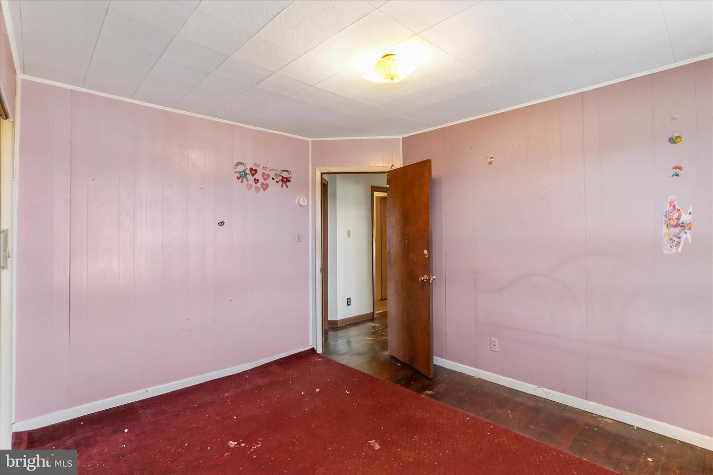 28 E Central Ave Property Photo 18