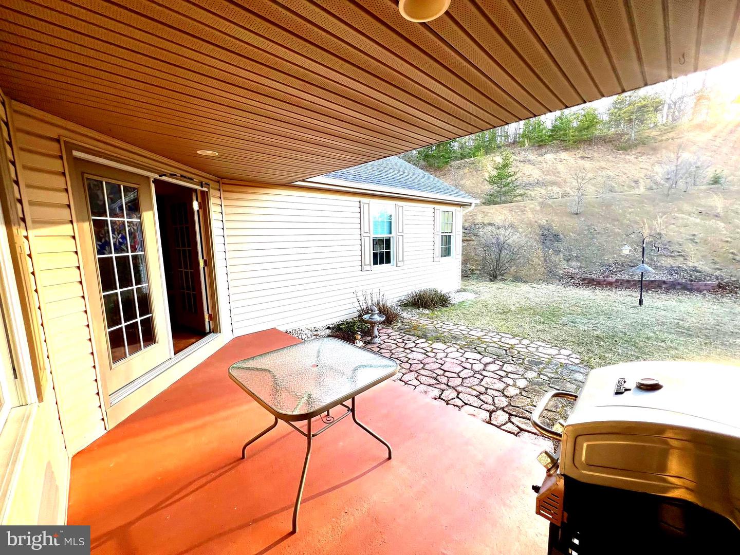 956 S Lakewood Dr Property Photo 8