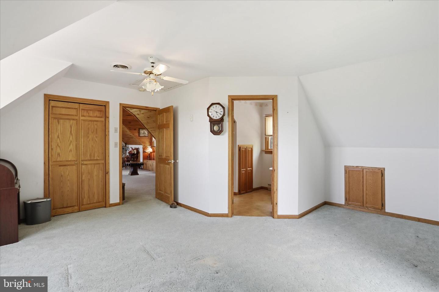353 Overlook Ter Property Photo 15