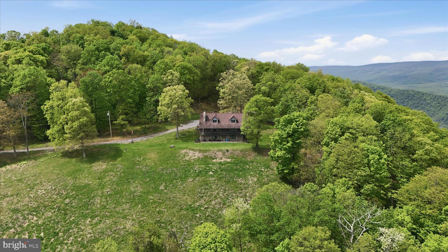 353 Overlook Ter Property Photo 29