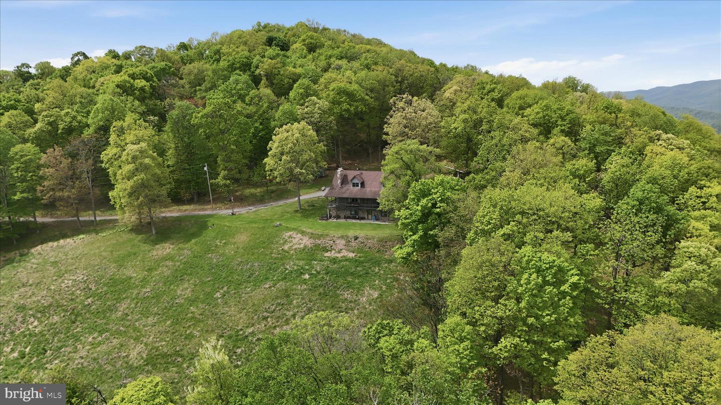 353 Overlook Ter Property Photo 30
