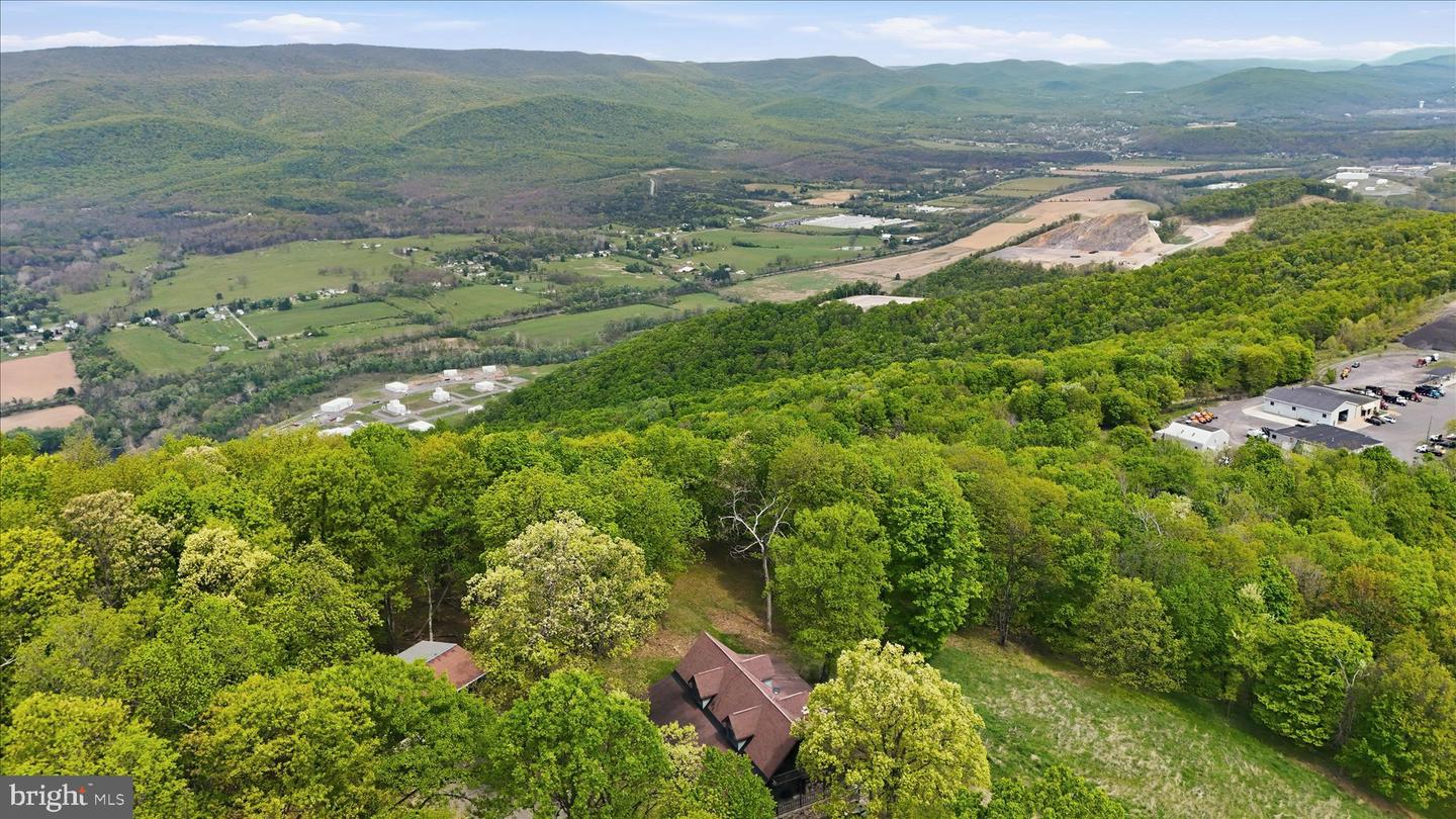 353 Overlook Ter Property Photo 37