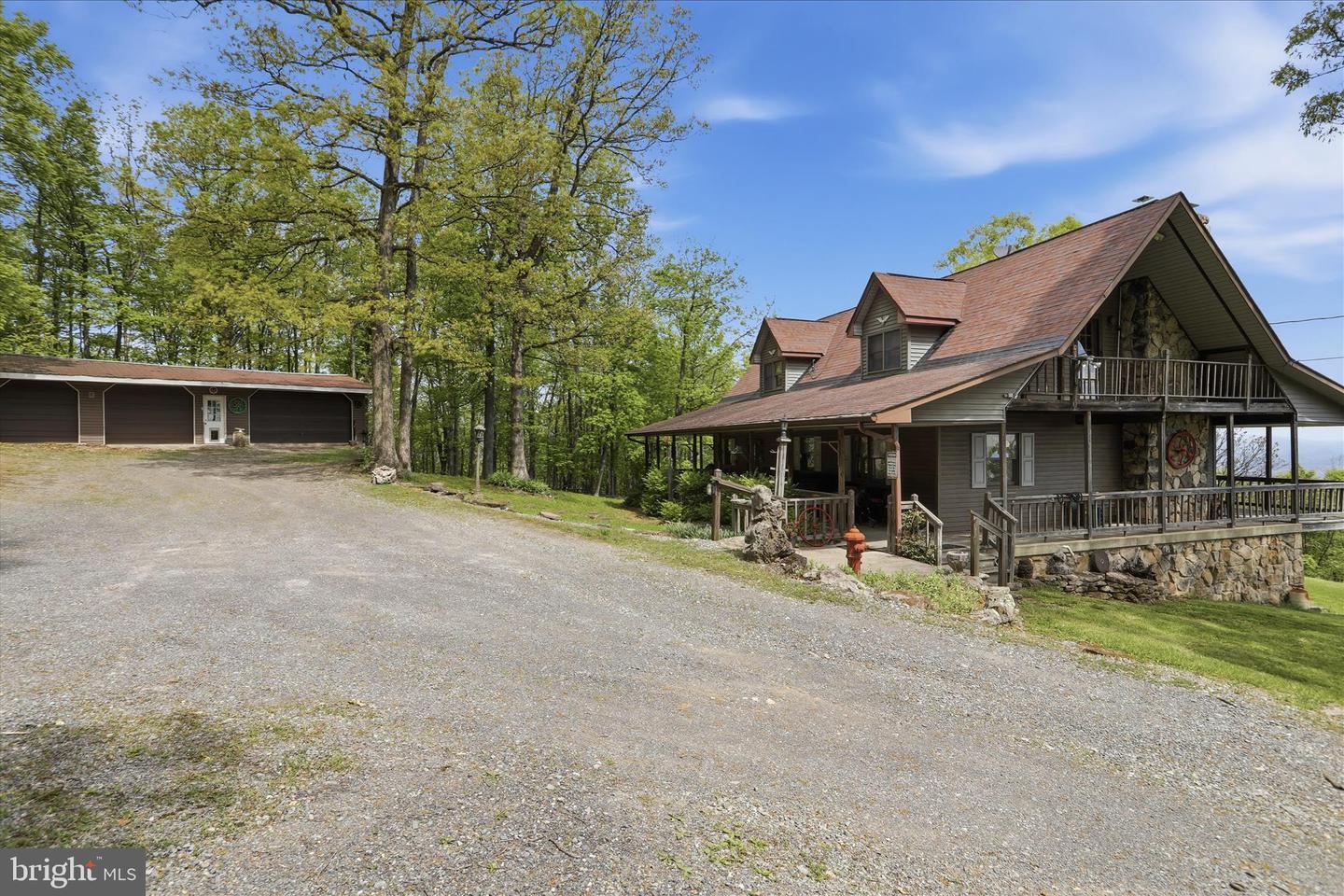 353 Overlook Ter Property Photo 40