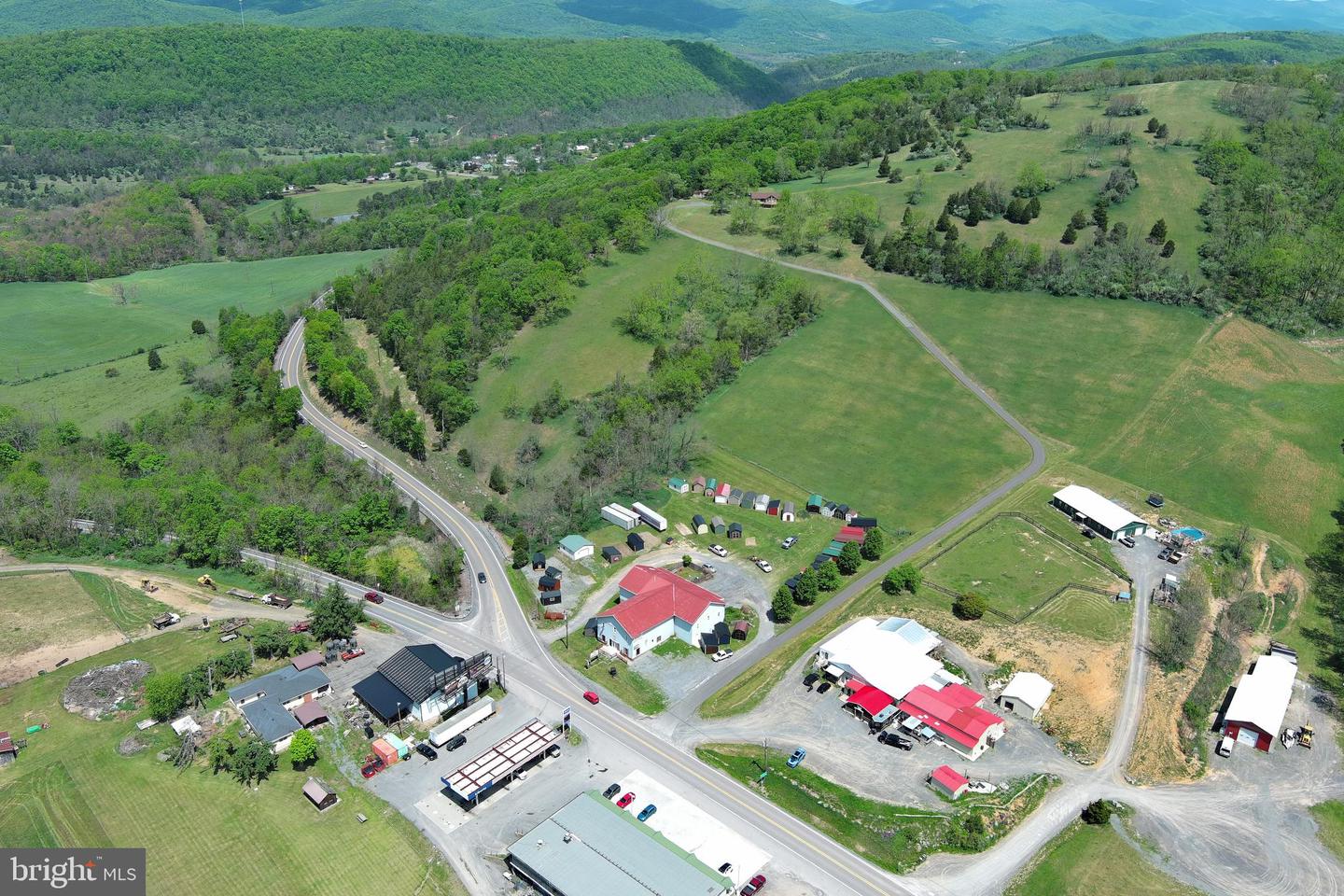 8018 Northwestern Pike Property Photo 5