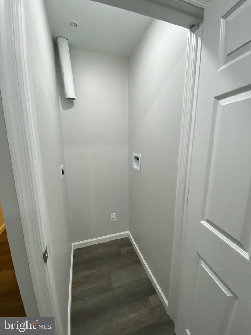 65 Woods Edge Rd #16 Property Photo 4