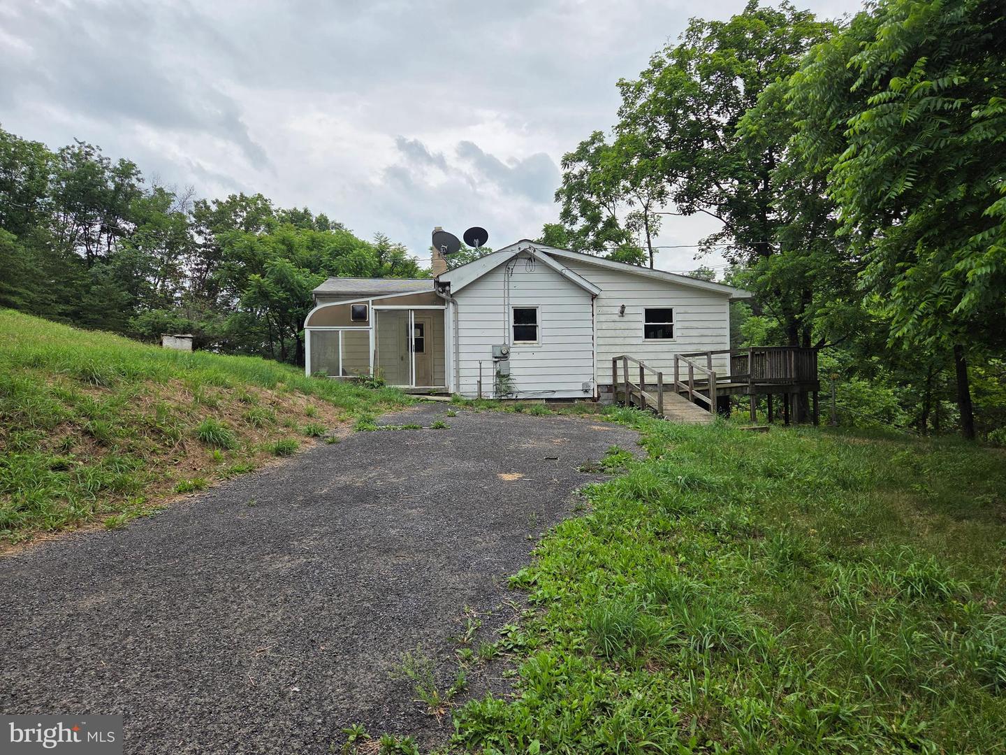 28 Brelsford Ln Property Photo 1