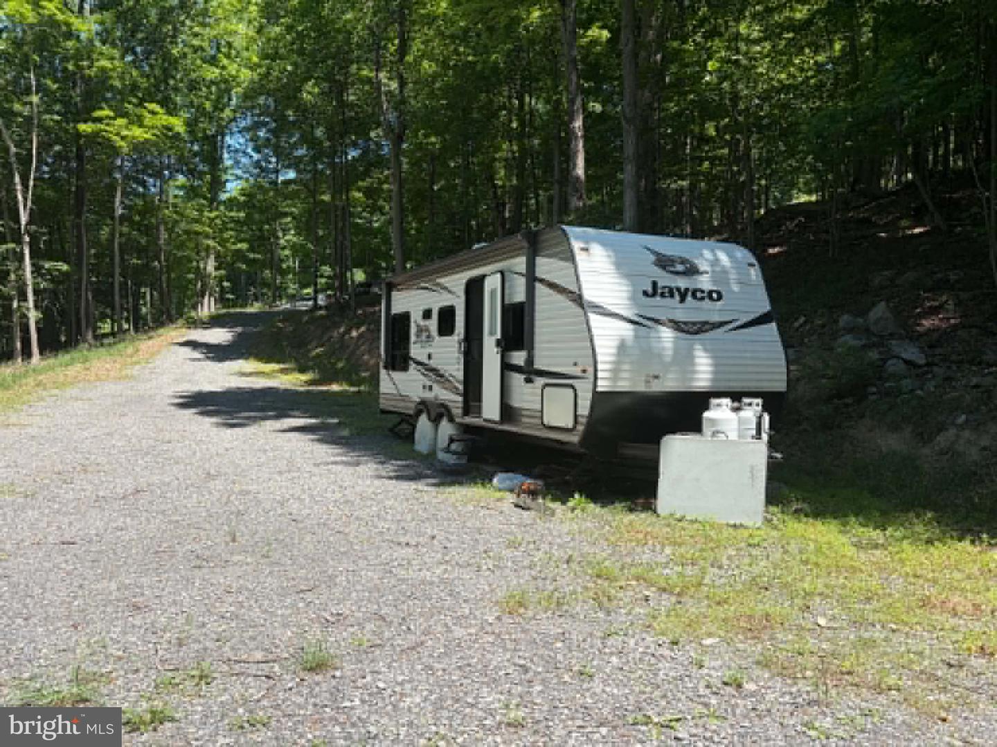 1515 Barnum Road Property Photo 4