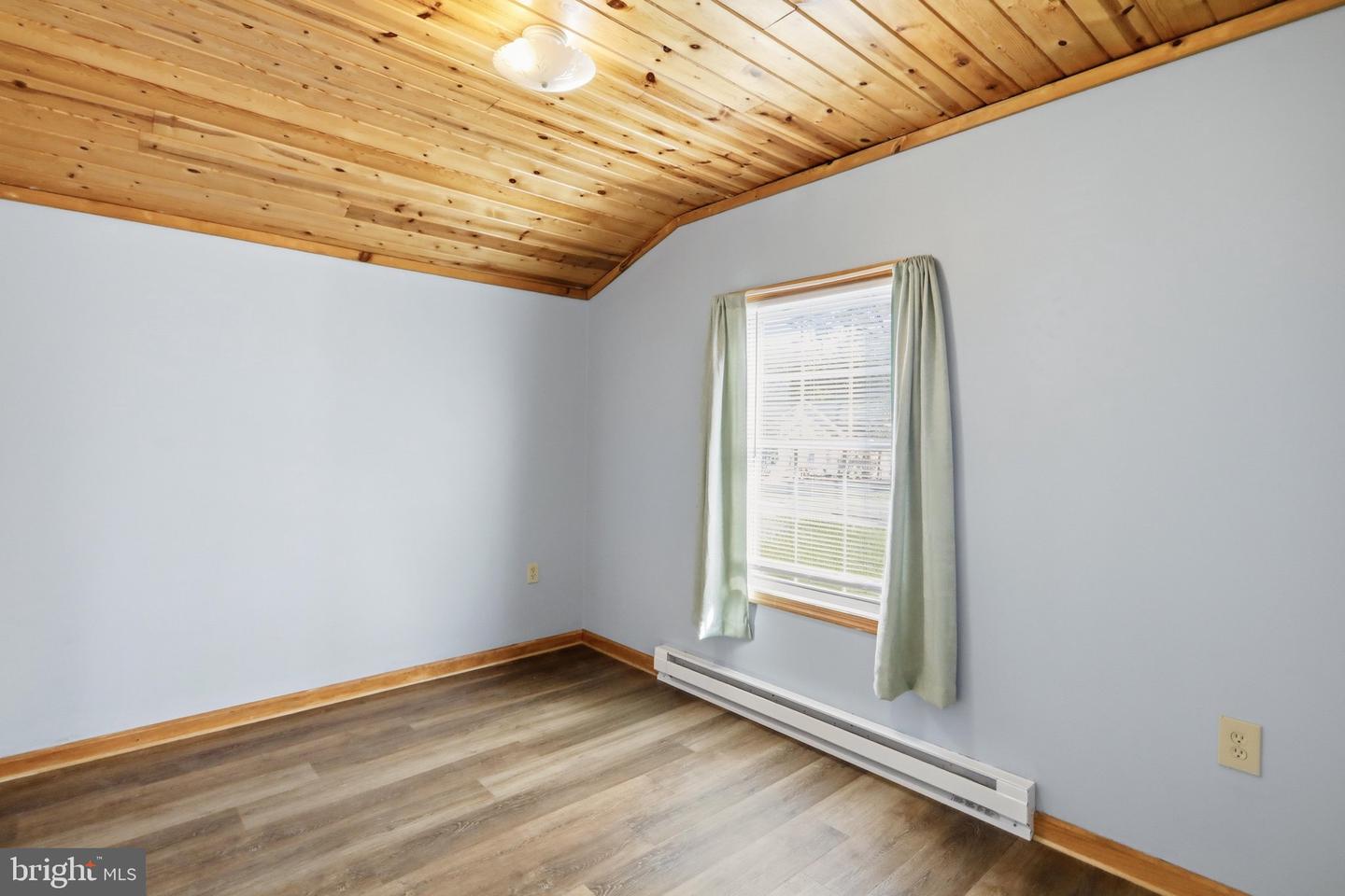 17 Alley C Property Photo 7