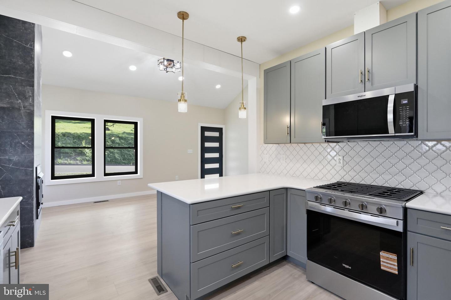 51 State St Property Photo 12