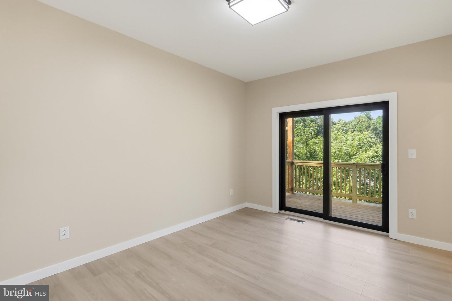 51 State St Property Photo 17