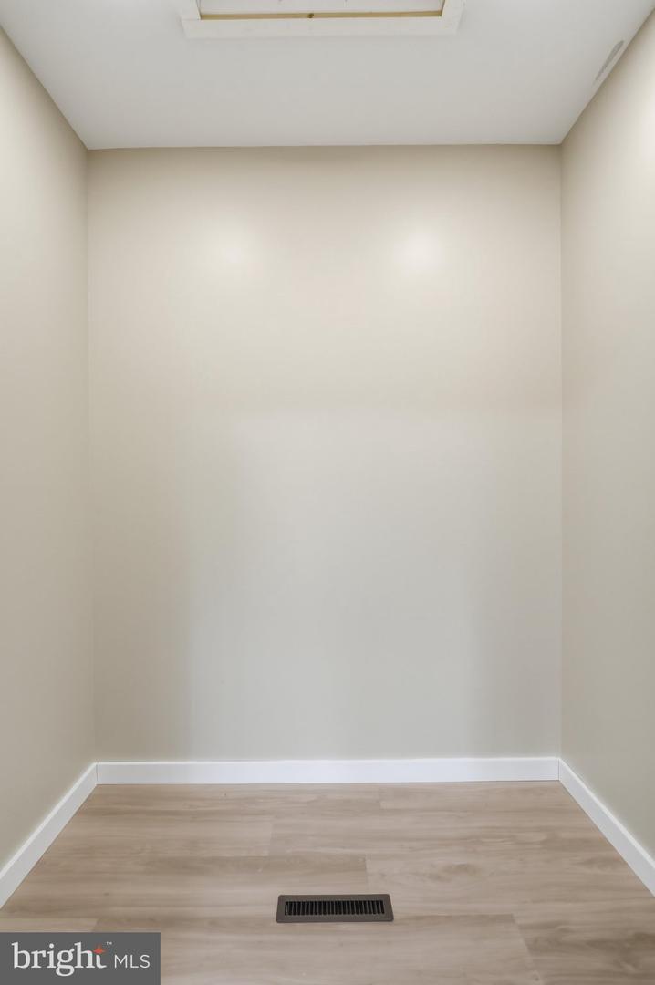 51 State St Property Photo 20