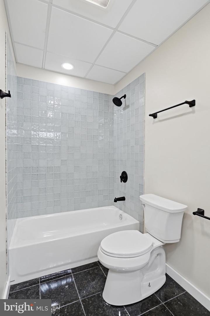 51 State St Property Photo 25
