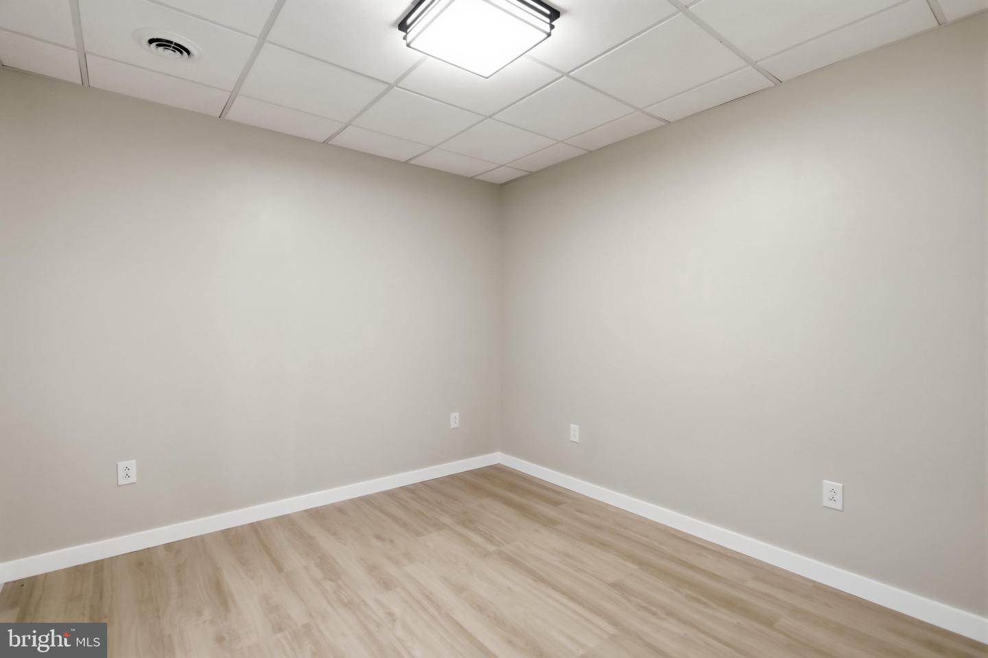 51 State St Property Photo 26