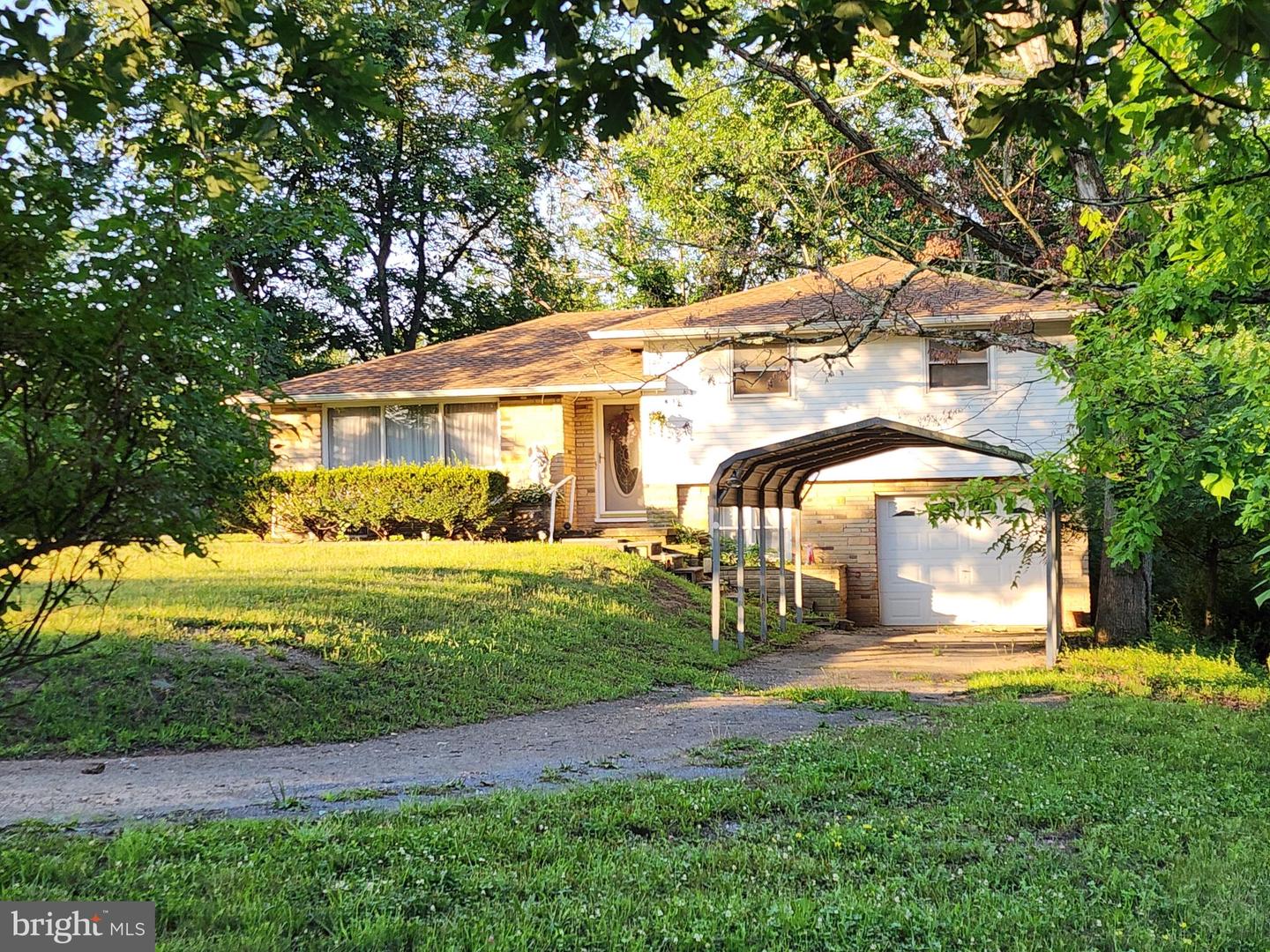4549 Georges Run Rd Property Photo 3