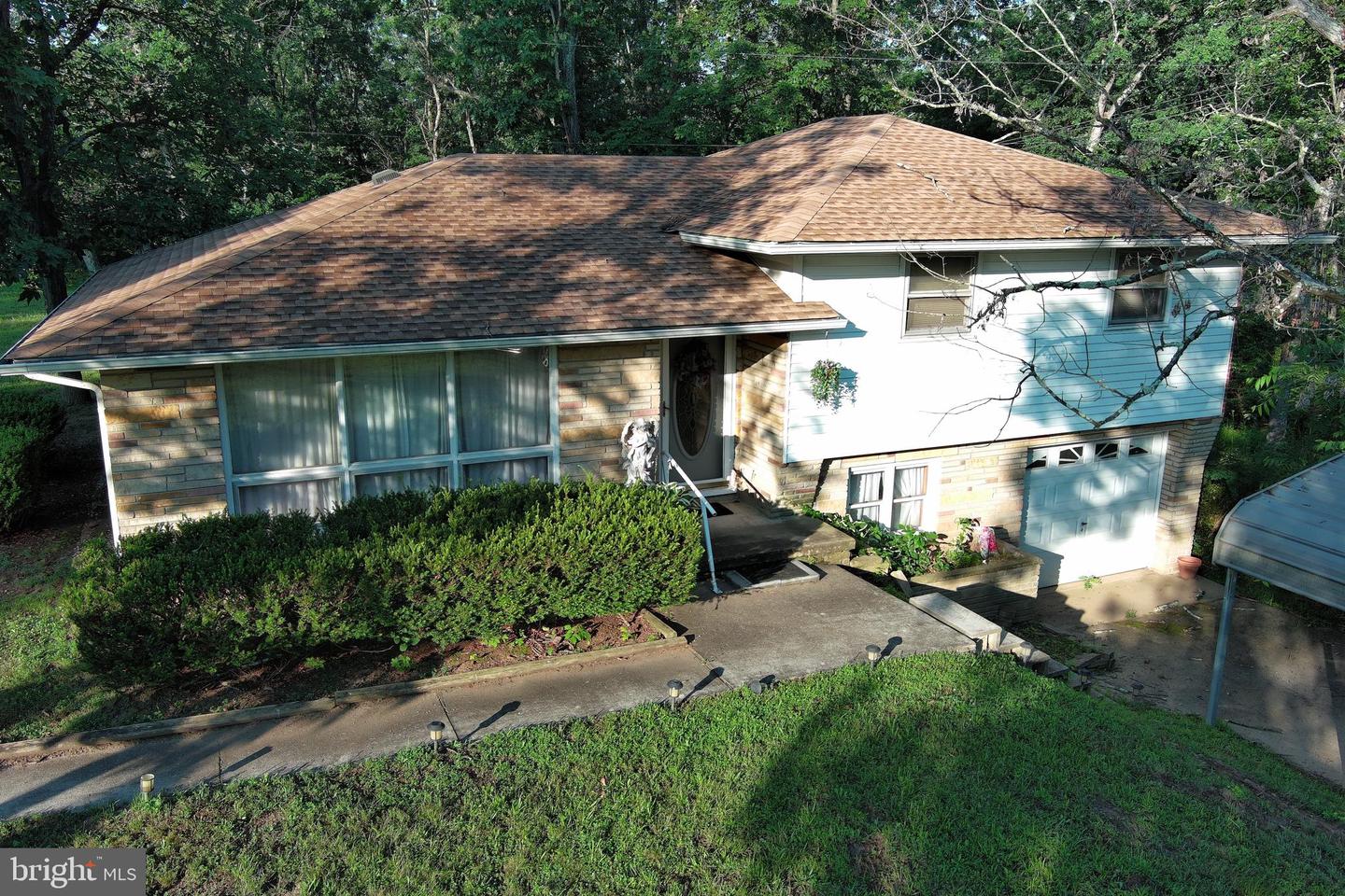 4549 Georges Run Rd Property Photo 5