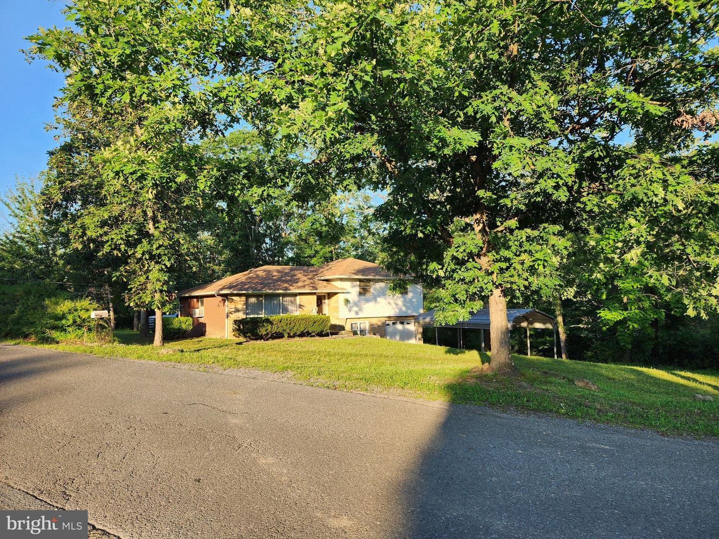 4549 Georges Run Rd Property Photo 9