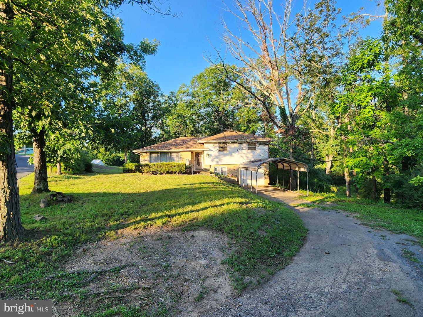4549 Georges Run Rd Property Photo 10