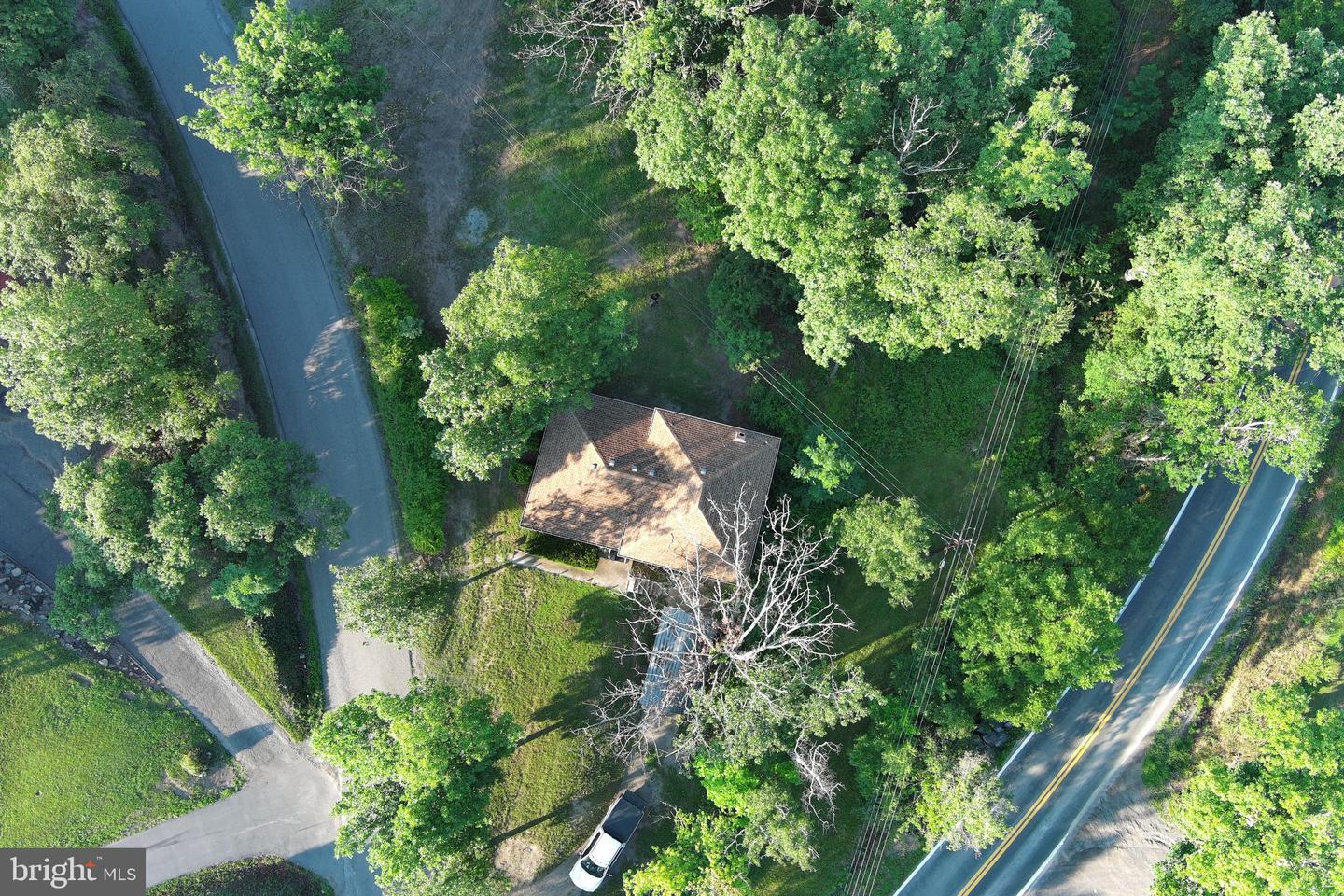 4549 Georges Run Rd Property Photo 52