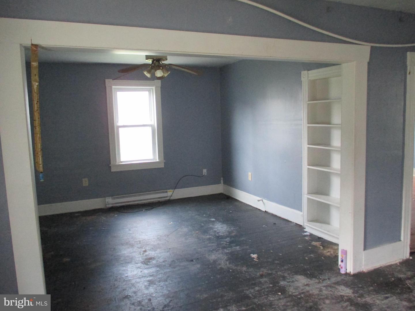43 N F St Property Photo 2