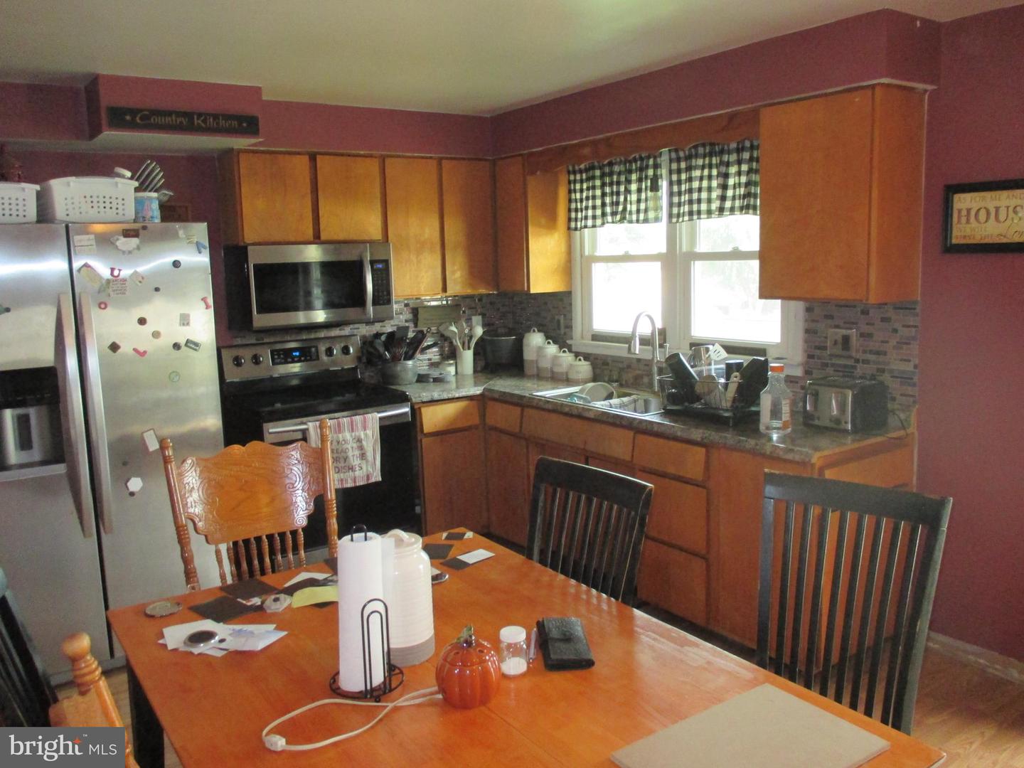 1325 Cornell St Property Photo 3