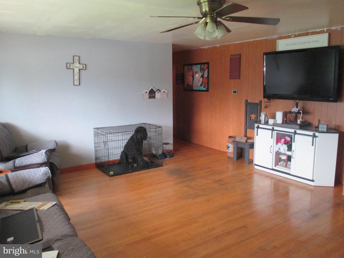 1325 Cornell St Property Photo 6
