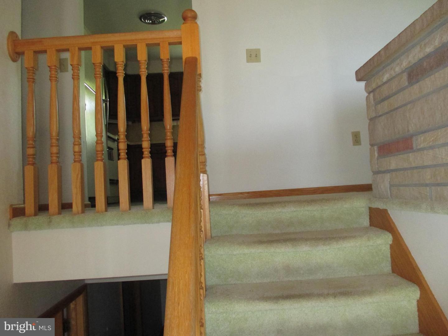 14 Leon Dr Property Photo 3