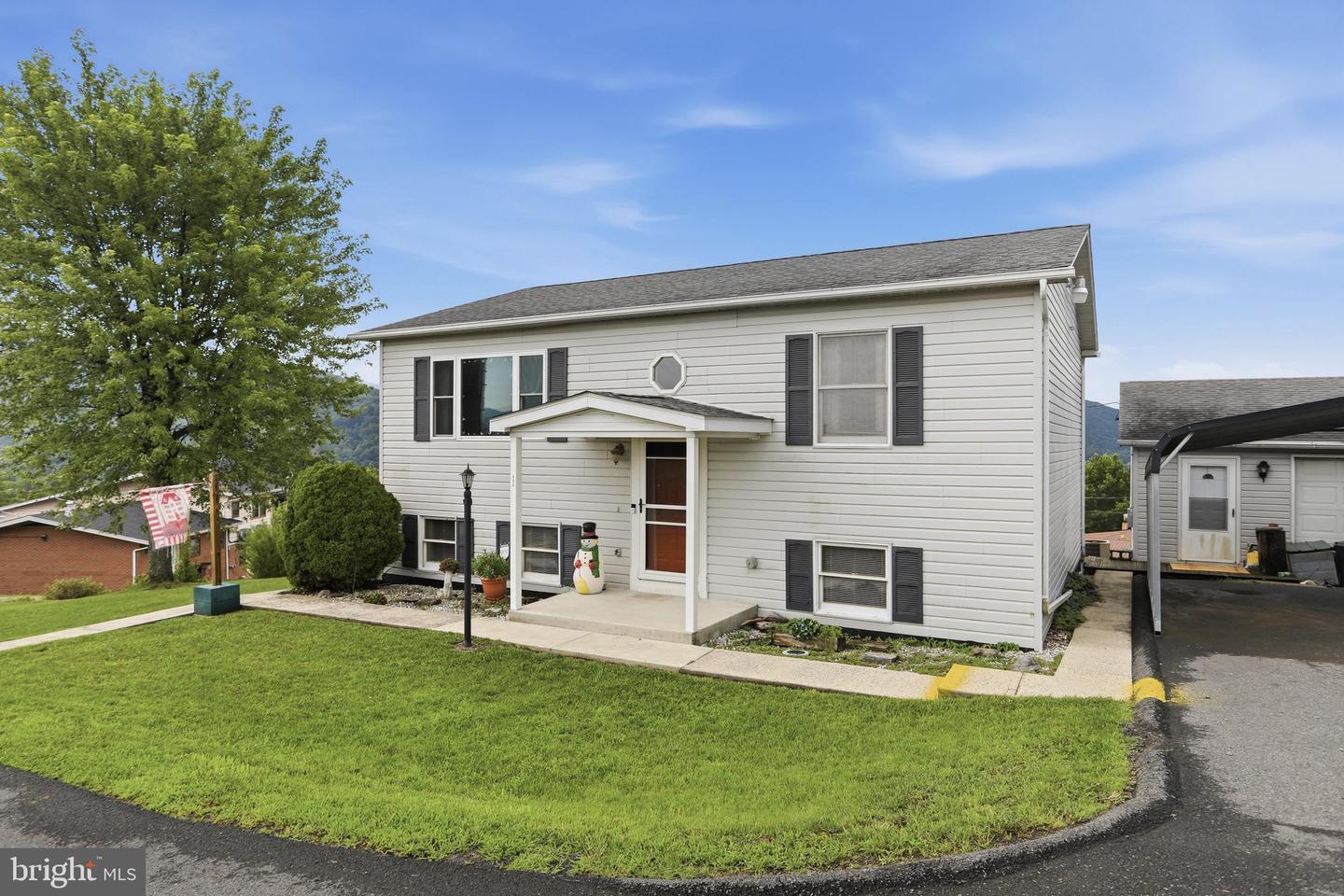 400 Baltimore Street Property Photo 1