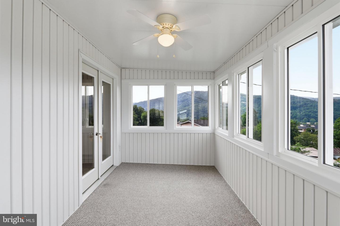 400 Baltimore Street Property Photo 13