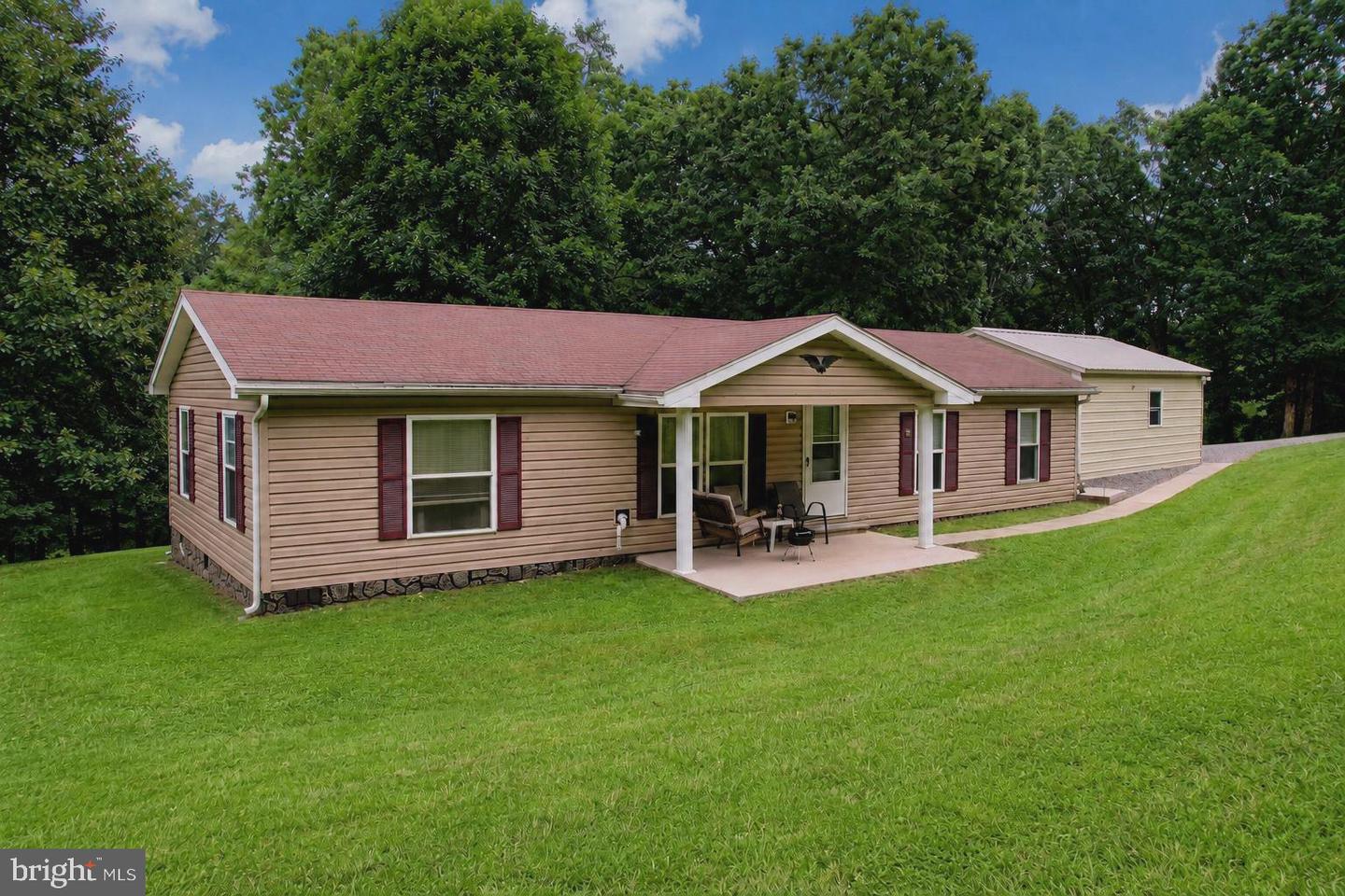 3936 Penneroil Rd Property Photo 1