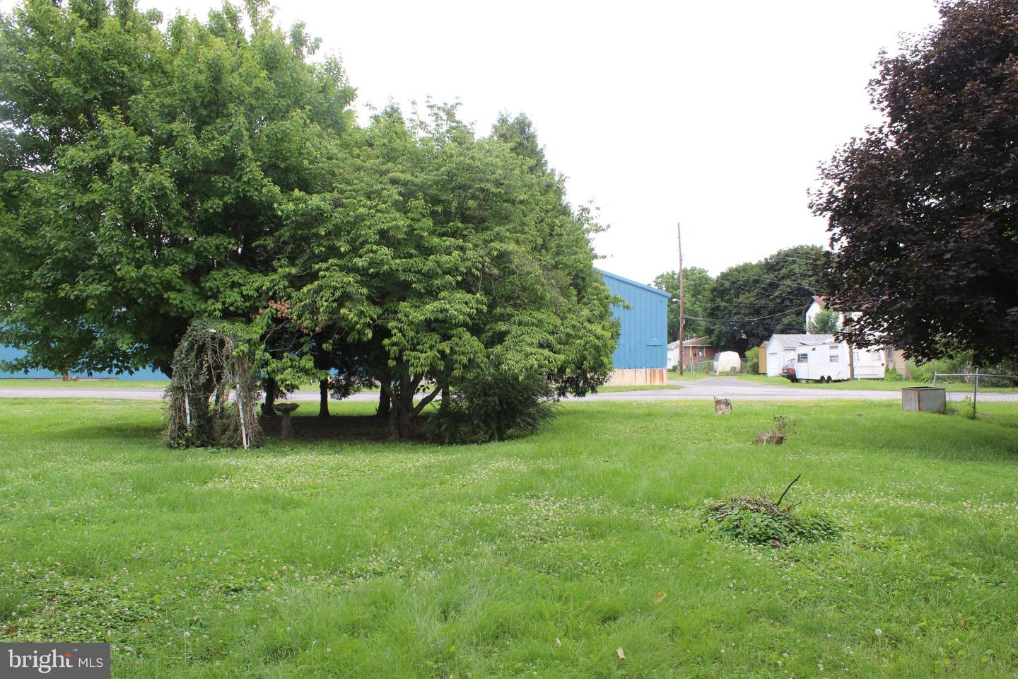 410 N Main St Property Photo 9