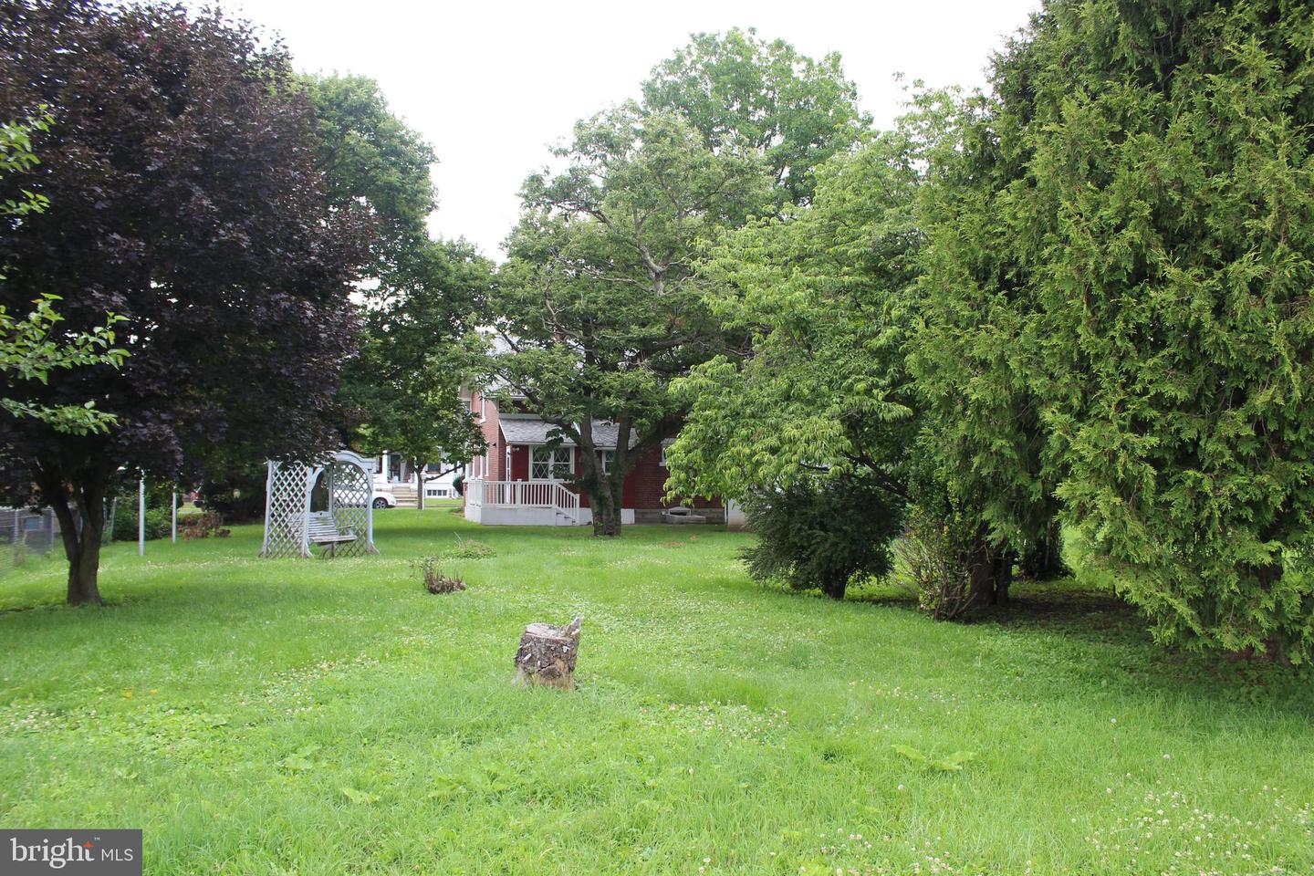 410 N Main St Property Photo 10