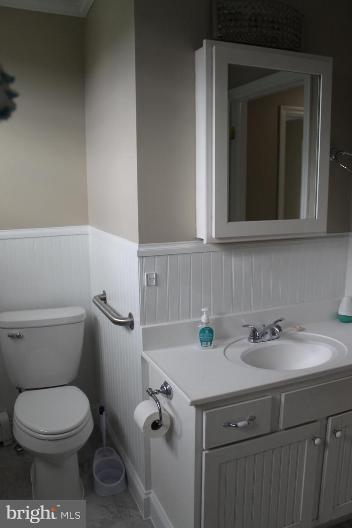 410 N Main St Property Photo 33