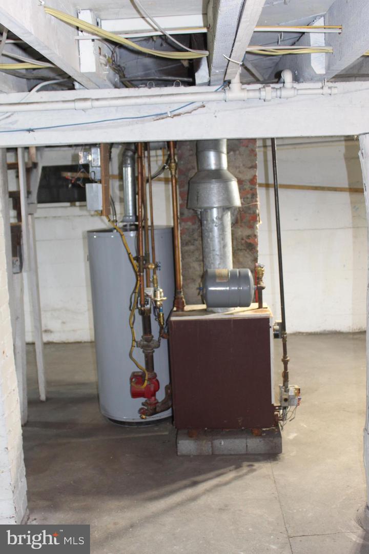 410 N Main St Property Photo 50