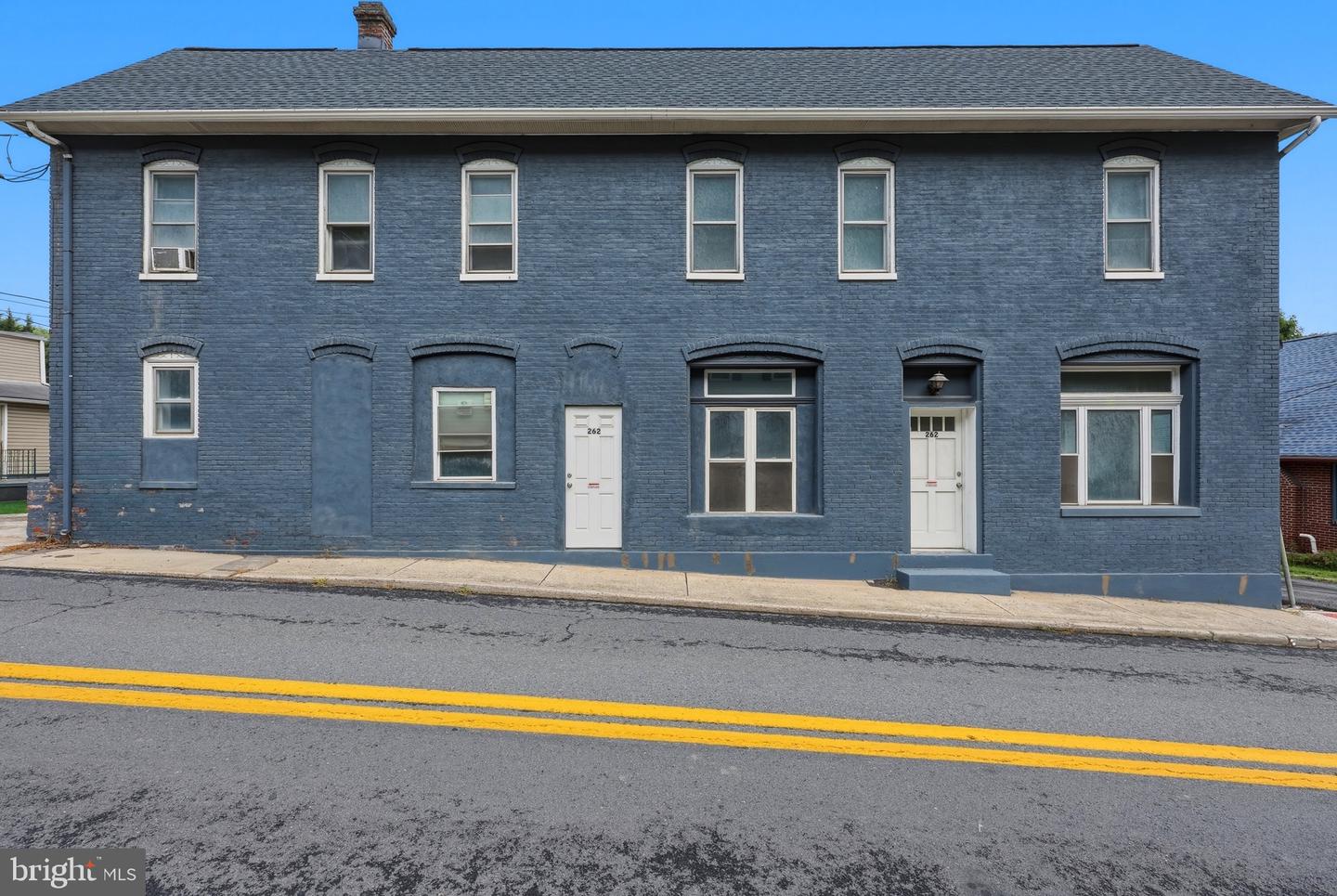 262 Main St Property Photo 31