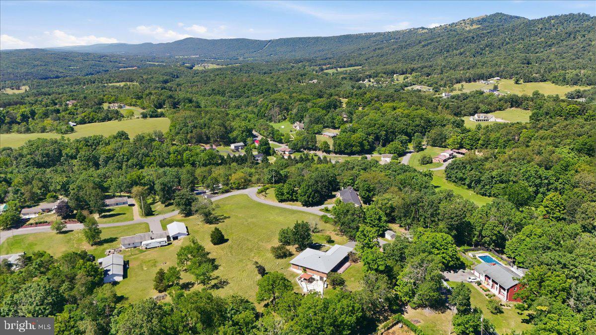 250 Forest Dr Property Photo 10
