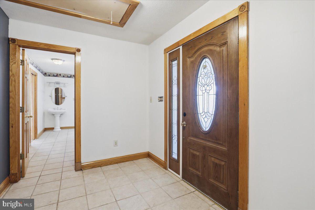 250 Forest Dr Property Photo 19