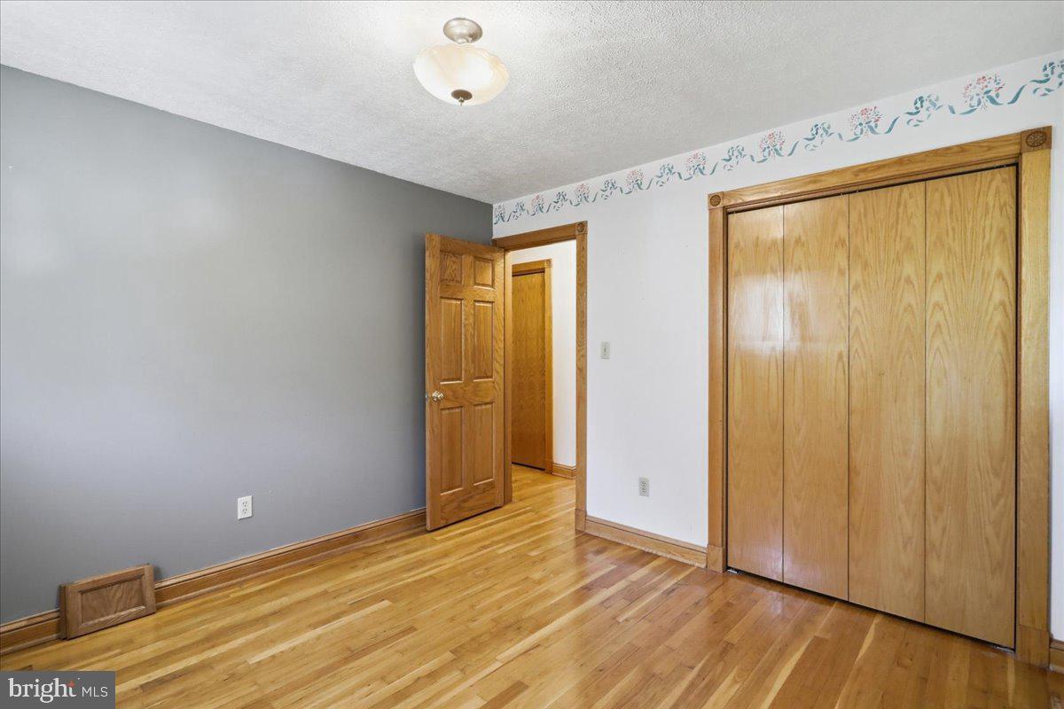 250 Forest Dr Property Photo 28