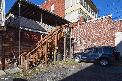 110 N MAIN ST Property Photo 1