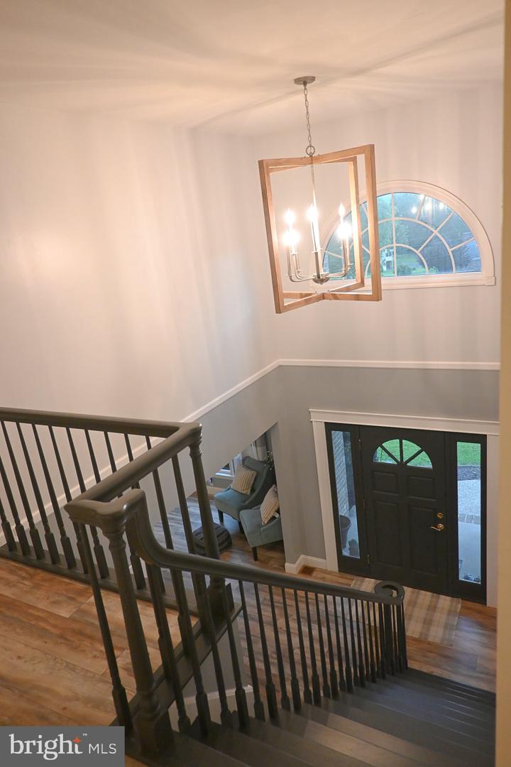 174 Jamie St Property Photo 30