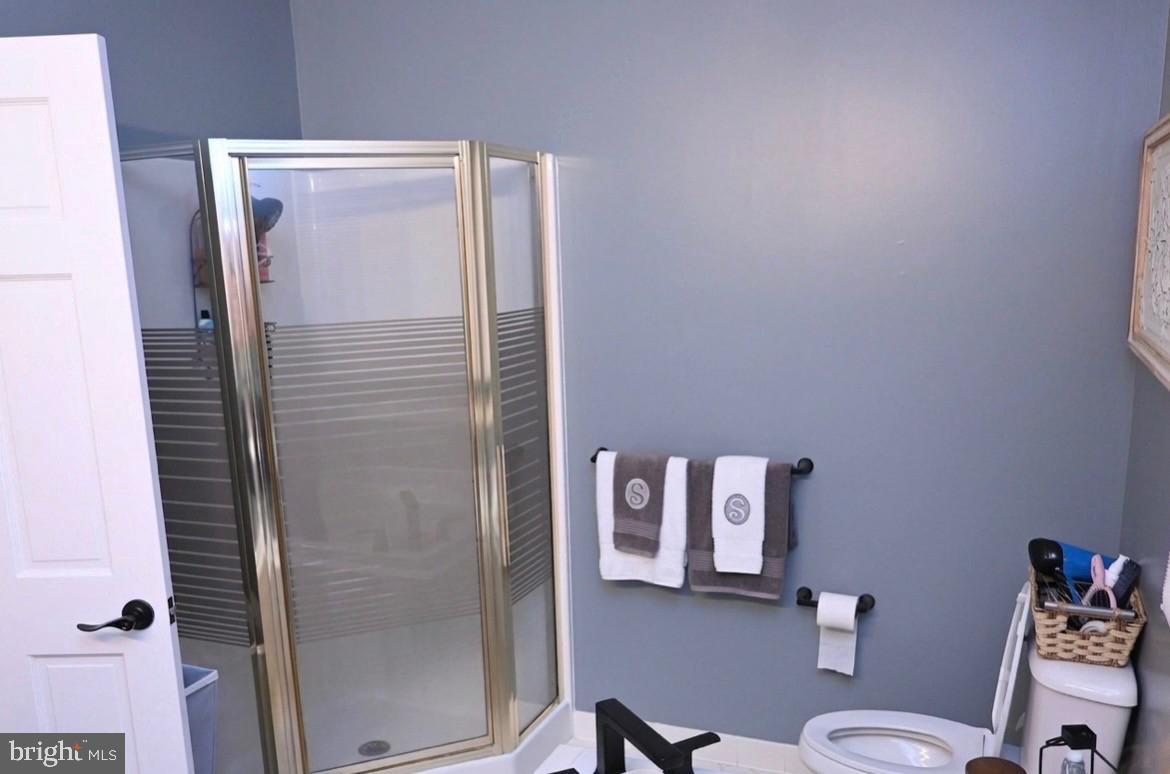 174 Jamie St Property Photo 37