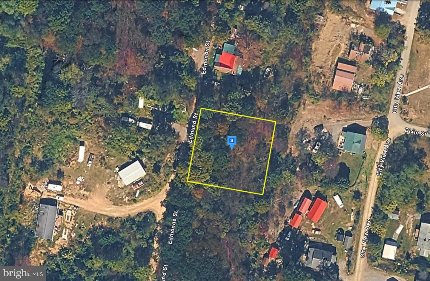 250 Edmonds St Property Photo 1