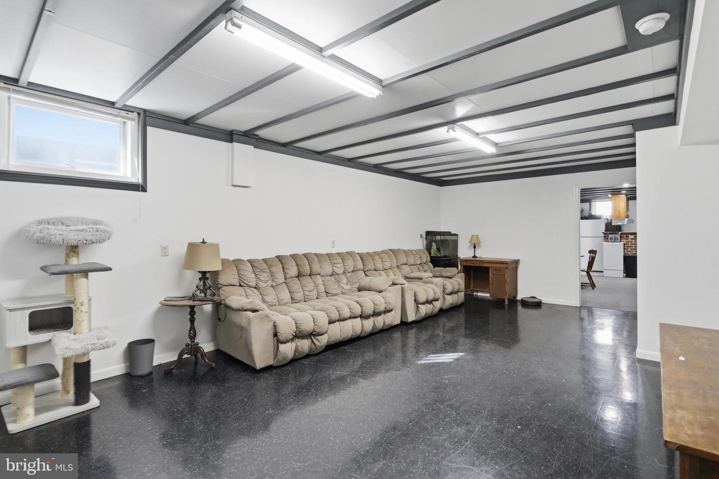 1565 Beacon St Property Photo 26