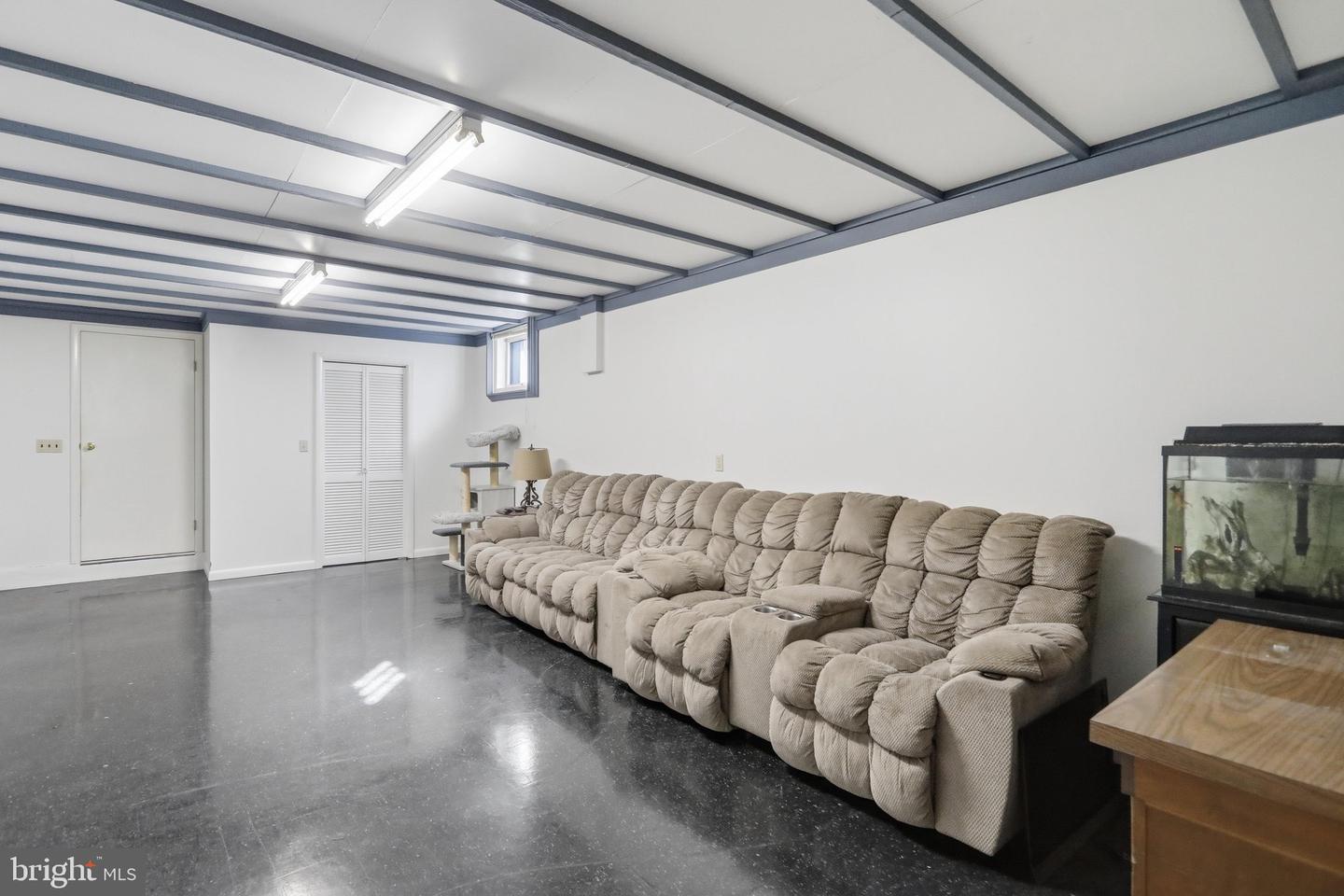 1565 Beacon St Property Photo 29