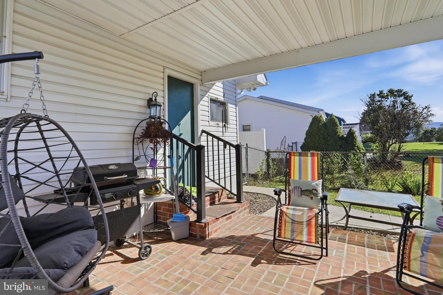 1565 Beacon St Property Photo 37