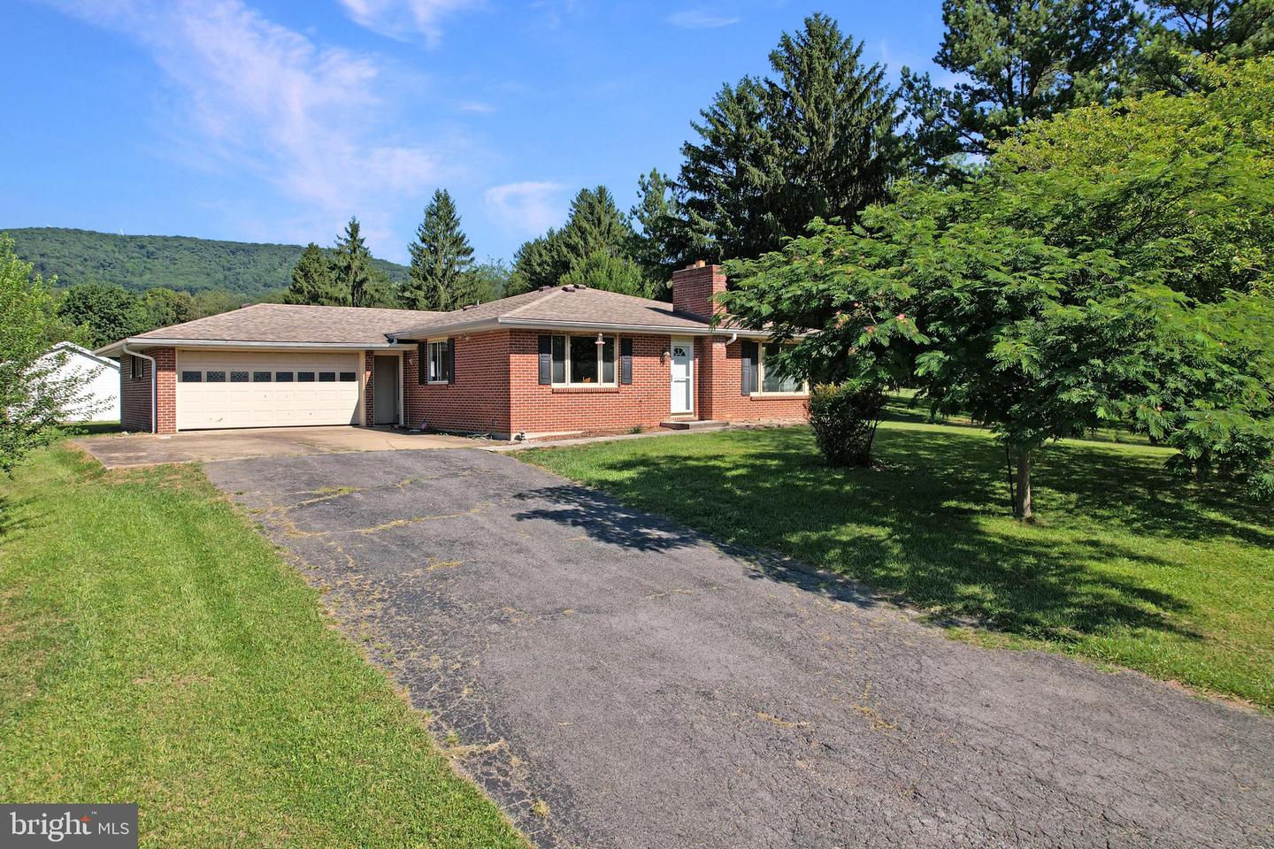 37 Treely Ter Property Photo 1