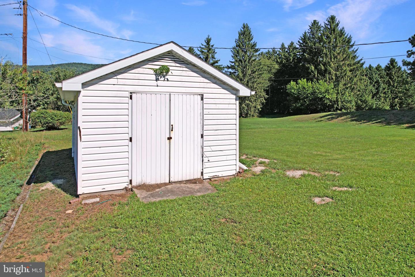 37 Treely Ter Property Photo 19