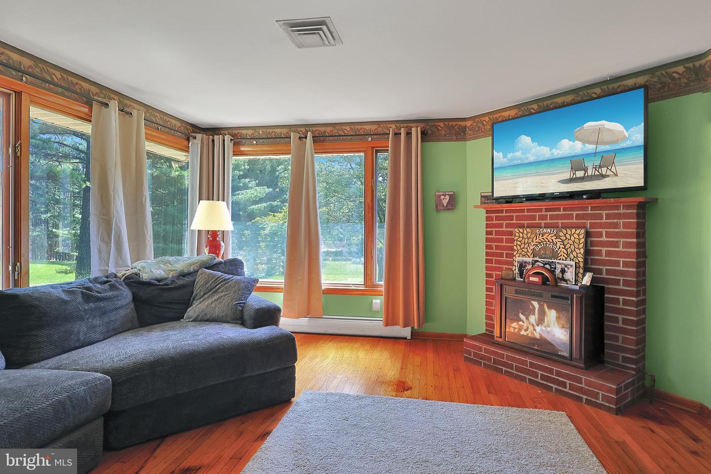 37 Treely Ter Property Photo 25