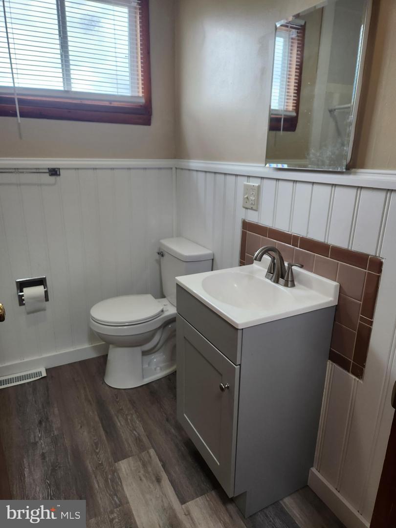 23 C St #3 Property Photo 9